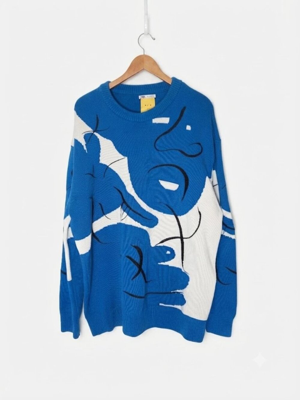 Rare Zara & Jamie Hayson Abstract Face Art Pullover Sweater Size XL